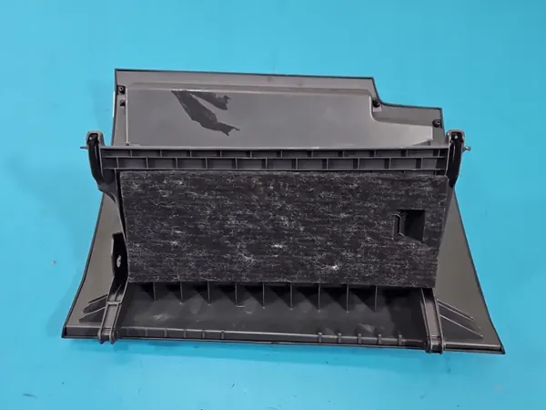 Passagerarhandskfack Skoda Superb III OEM IMPRK1550887 image 3