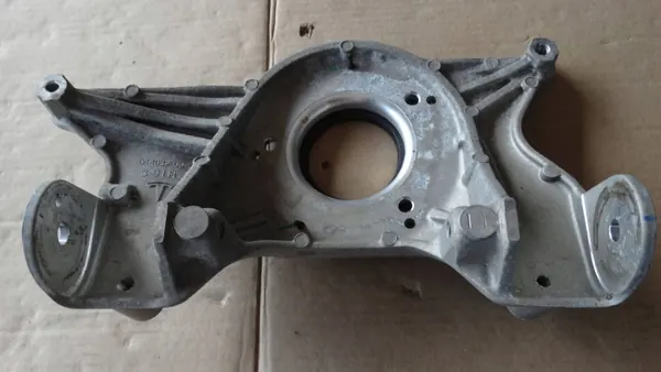 Schokdemperbevestiging Voor Links OEM 1044371-00-D Tesla image 3