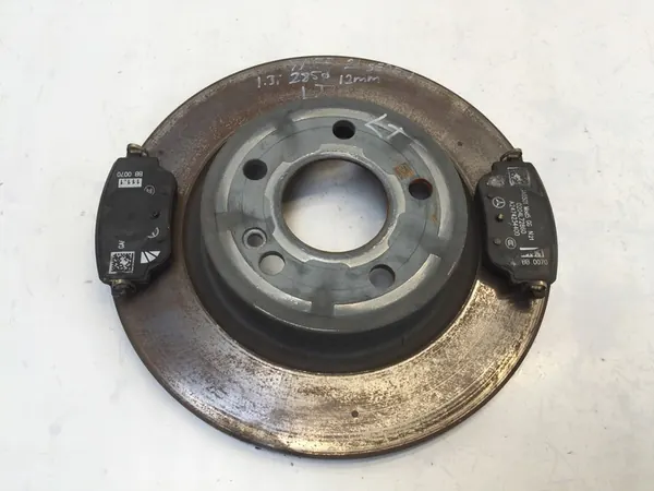 MERCEDES A W177 2021 REAR BRAKE DISCS 285mm image 8