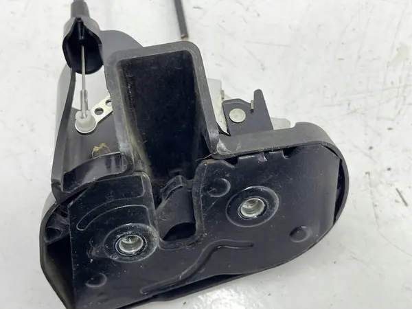 VW T5 LIFT Skjutdörrslås Höger 7H0843654EA image 7