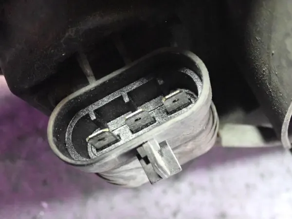 OPEL ASTRA H III 04-07 1.6 Kylarrubrik 13205947 image 4