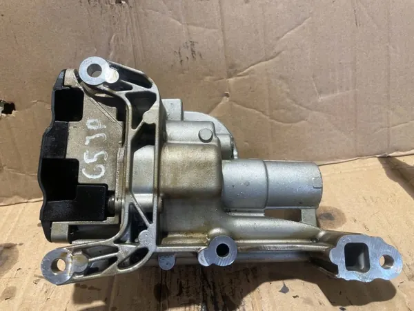 Bomba de óleo Citroen C3 Picasso OEM V7576012 image 4