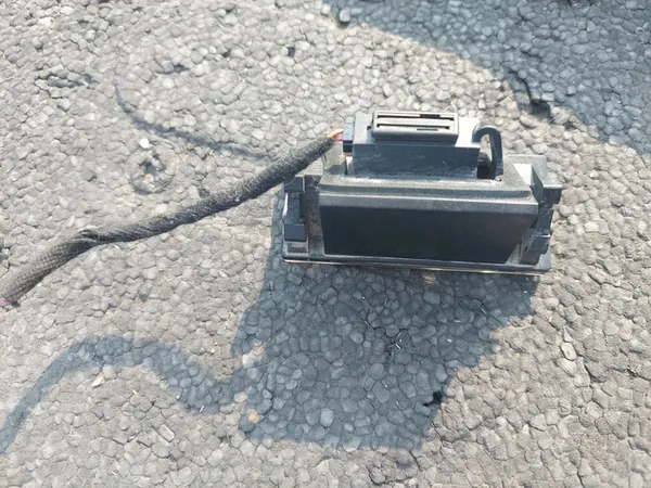 AUDI A3 8L A4 B5 LIFT Luz de Placa Direita image 3