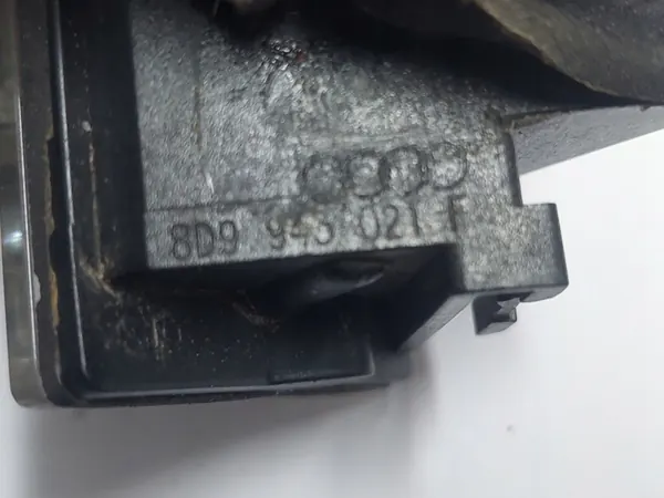 AUDI A3 8L A4 B5 LIFT Luz de Placa Direita image 8