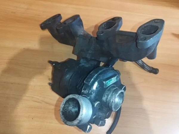 Begagnad Volkswagen OE 028145703B Turbokompressor image 2