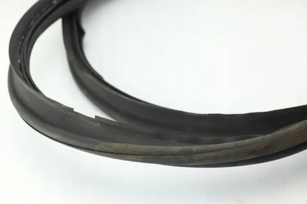 Joint de coffre Mercedes OEM A1726390143 - Occasion image 4