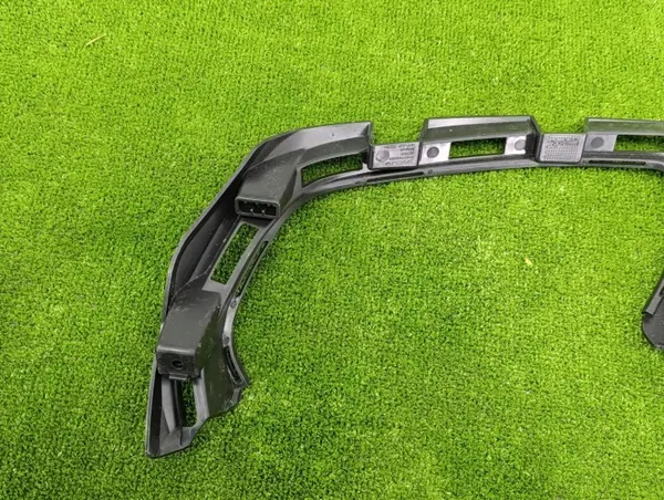 Uitlaatbevestiging Volvo XC40 OEM 31407968 Rechterkant image 8