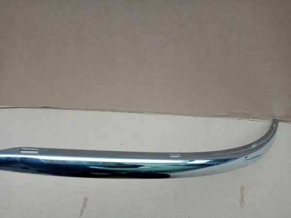 VW GOLF V, JETTA Etupuskuri Ritilät Vasen Oikea Kromi OEM image 2