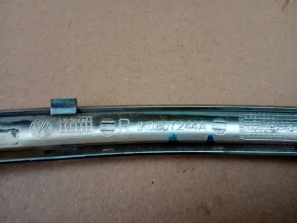 VW GOLF V, JETTA Etupuskuri Ritilät Vasen Oikea Kromi OEM image 6