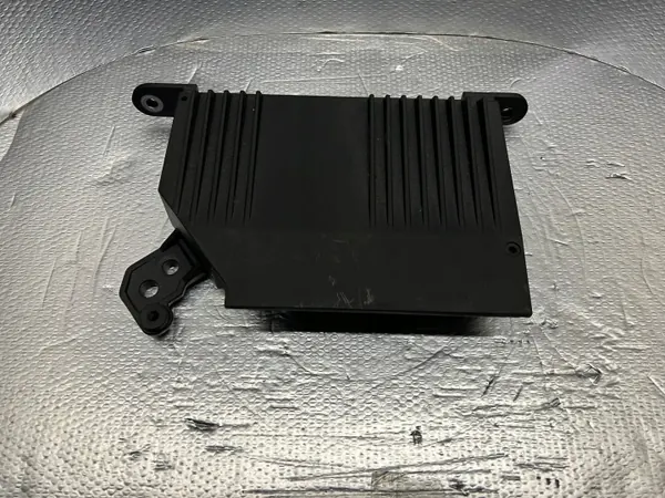 Volvo S90 II V90 Audio-Verstärker OEM 31489614 image 2