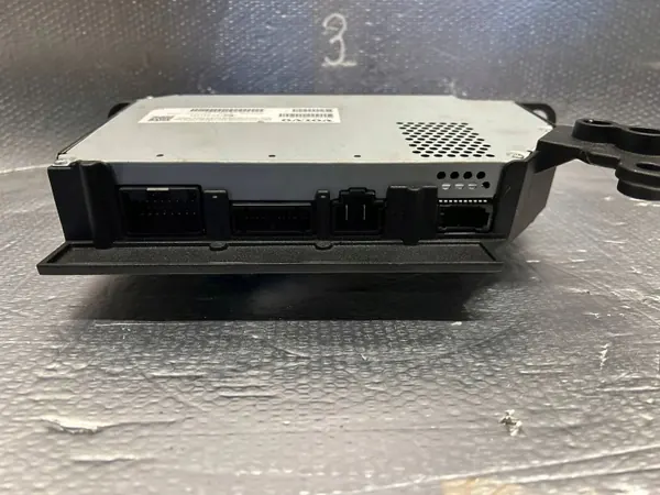 Volvo S90 II V90 Audio-Verstärker OEM 31489614 image 4
