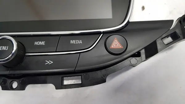 Navigointinäyttö Opel Astra K 39042448 image 7