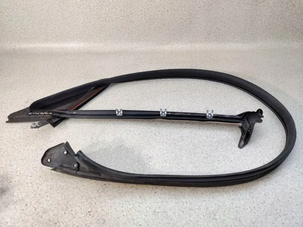 Joint de vitre arrière gauche OEM A2076700304 Mercedes image 6