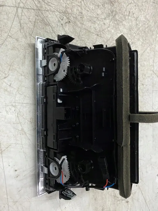 Console d'admission d'air Audi Q7 (4L) 4L0820951P image 3