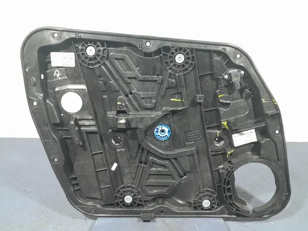 Elevador de vidro dianteiro esquerdo Kia Sportage IV 82470-F1060 image 4