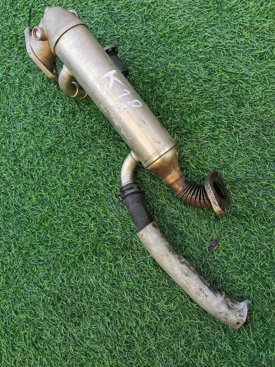 EGR-jäähdytin VW T6 T5 070131512D image 3