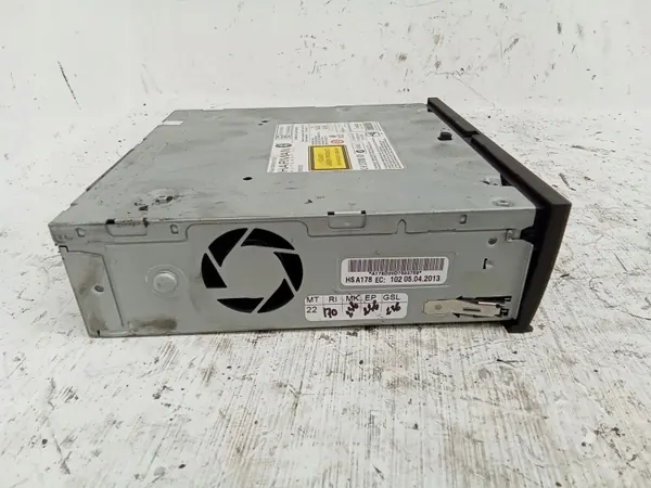 Audi CD/DVD-wisselaar OEM 4H0035666L - Gebruikt image 5