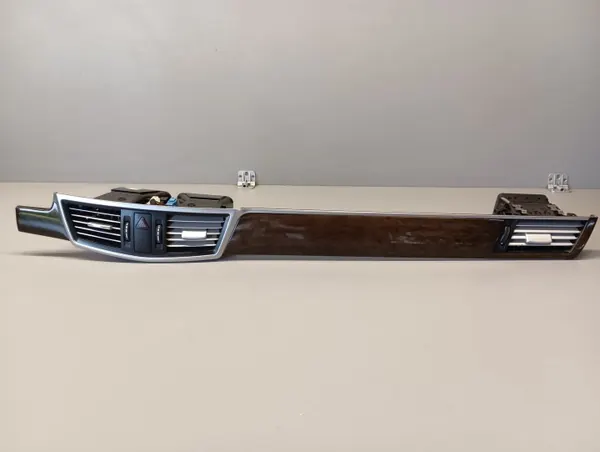 Grelha central Mercedes W212 OEM 2126800271 image 2