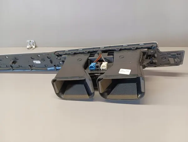 Grelha central Mercedes W212 OEM 2126800271 image 6