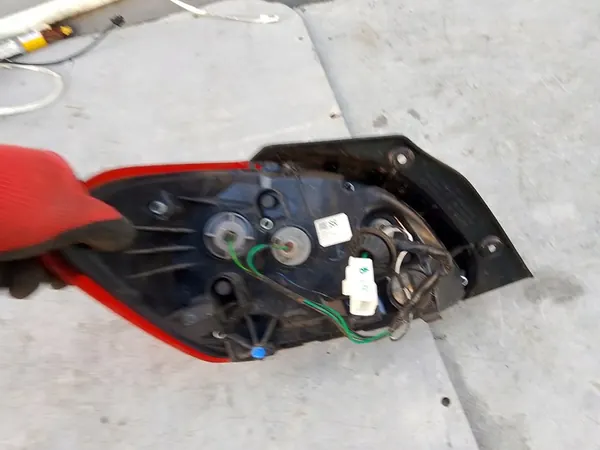 Luz trasera derecha LED Mitsubishi Space Star II (2014- ) OEM 8330B020 image 6