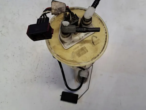 Polttoainepumppu SAAB 9-5 (YS3E) 2.3L 2006 12757165 image 2