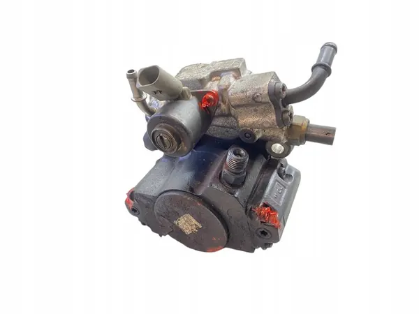 Bomba de combustible de alta presión Mercedes-Benz E W212 2010 OEM 28252613 image 3