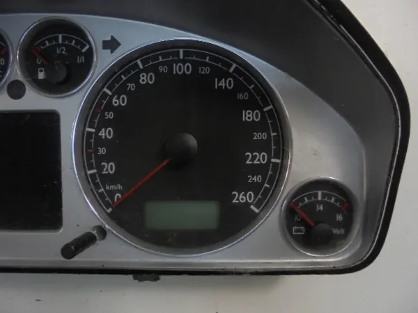 OEM 7M3920840Q Compteur pour VW Sharan I image 8