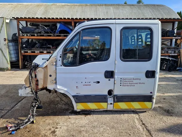 Cabine Iveco Daily III Lift OEM 42555621 - Occasion image 6