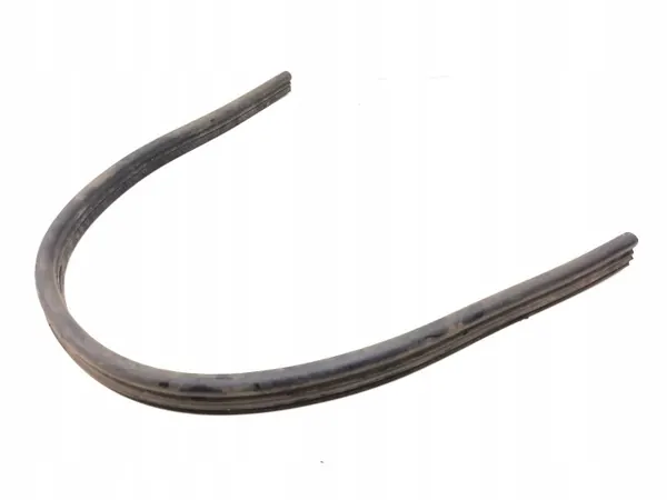 Joint de capot OEM AMD210552 pour Skoda Enyaq iV 2023 image 2