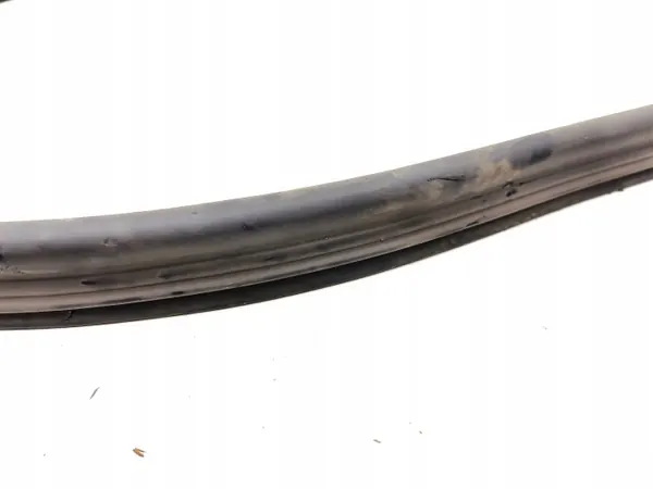Joint de capot OEM AMD210552 pour Skoda Enyaq iV 2023 image 3