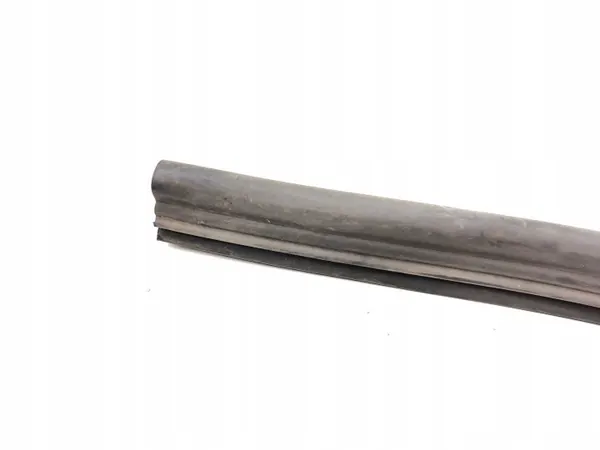 Joint de capot OEM AMD210552 pour Skoda Enyaq iV 2023 image 7
