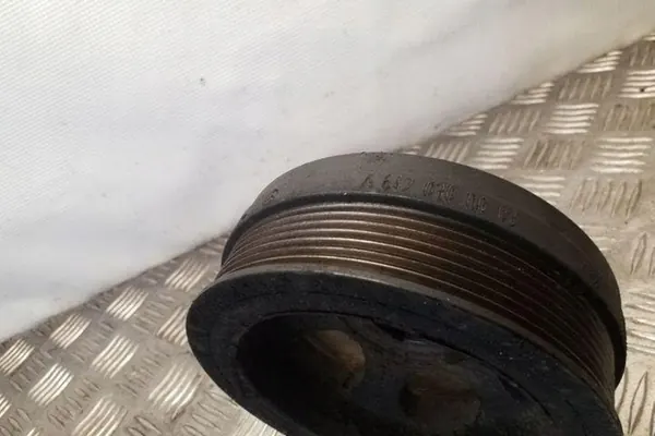 Polia do virabrequim CHRYSLER 300 C TOURING 3.0L A6420300003 image 2