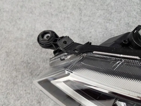 Farol dianteiro esquerdo - Seat Ibiza V 6F LED 2021- image 6