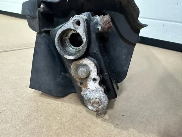 Refroidisseur d'huile OEM A2095000100 Mercedes CL W216 6.3 image 10