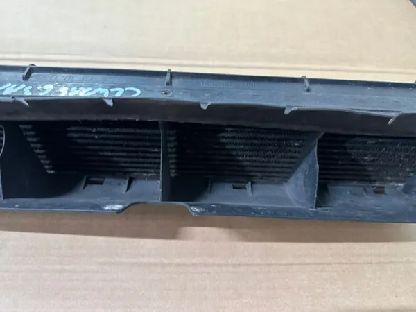 Refroidisseur d'huile OEM A2095000100 Mercedes CL W216 6.3 image 3
