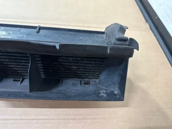 Refroidisseur d'huile OEM A2095000100 Mercedes CL W216 6.3 image 4