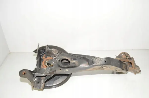 Taka vasen nivel OEM 33308842879 BMW 2 Active Tourerille image 3