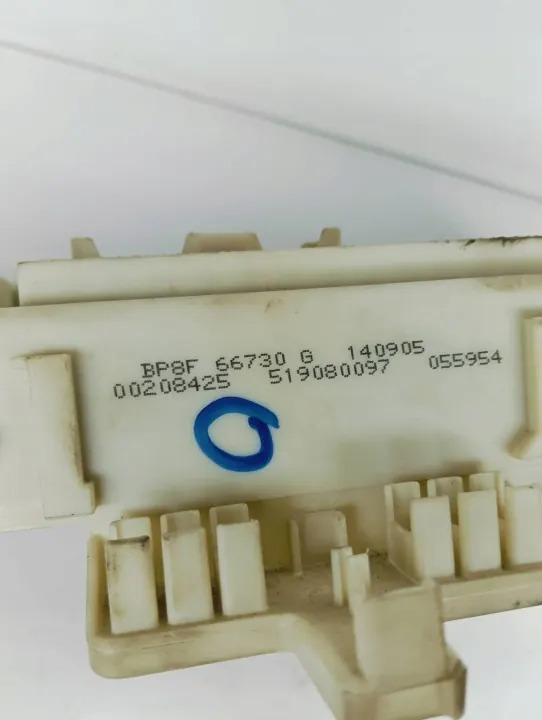 Módulo Caixa de Fusíveis Mazda 3 1.6 CTDi - OEM Usado image 7