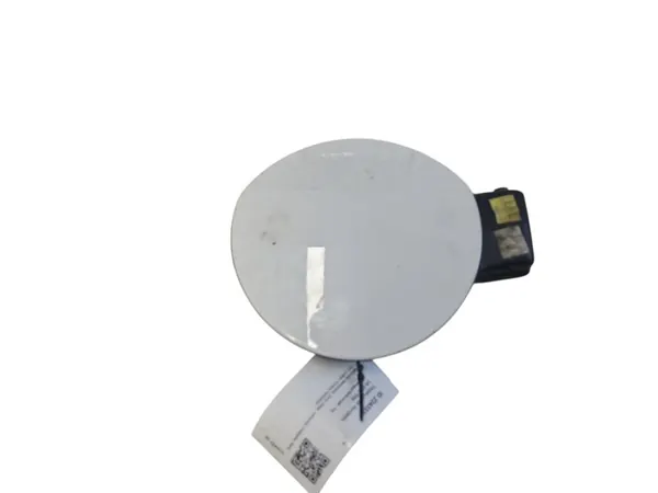 Volkswagen Golf VI 2009 Trappe de carburant image 4