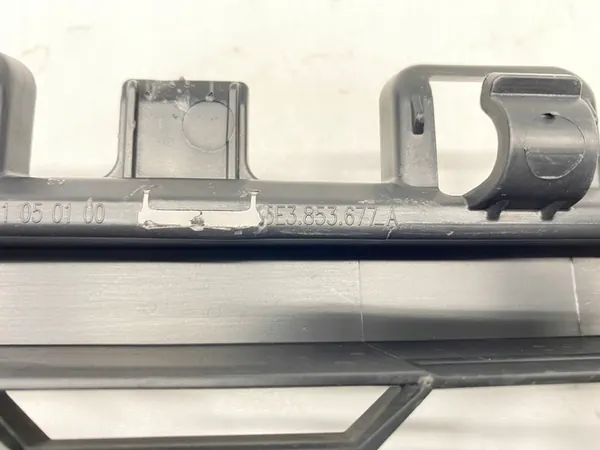 Griglia Paraurti Anteriore Cromata Skoda Octavia IV 2020- image 4