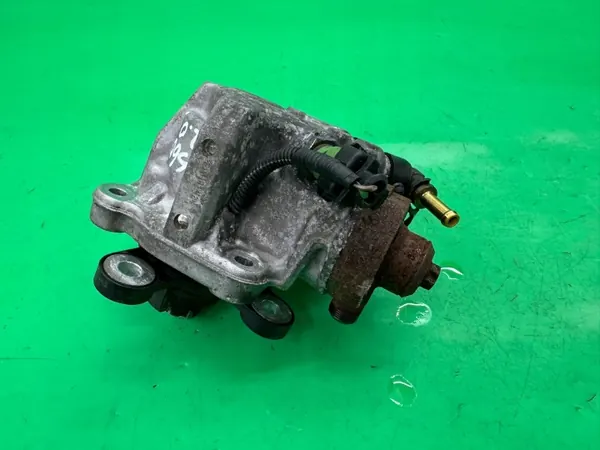Pompe haute pression OEM 31272896 pour Volvo image 6
