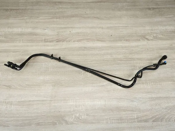 AdBlue-täyttöputki OEM 4G0131963C Audi A6:lle image 2