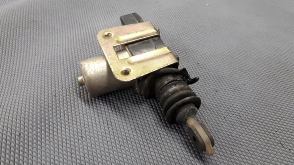 OEM 5045688 Centrale Sluiting Actuator - Passagierszijde image 4