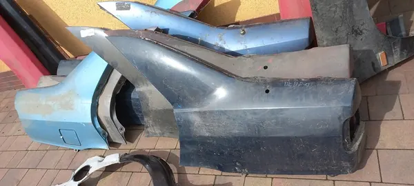 Parafanghi anteriori e posteriori Lancia Dedra image 4