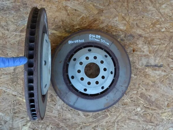 OEM 8D0615301 Frambromsok & Skivor 360mm Kit image 7