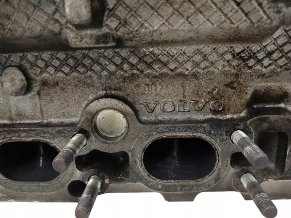 Culasse Volvo OEM 1001837 1001761 Occasion image 6