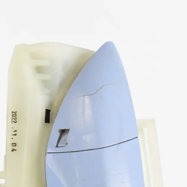 Tirador de Puerta Sin Llave Derecho Delantero OEM 82661Q0200 image 5