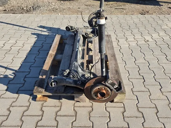 Poutre Suspension Arrière Renault OE OEM 554B40348R image 3