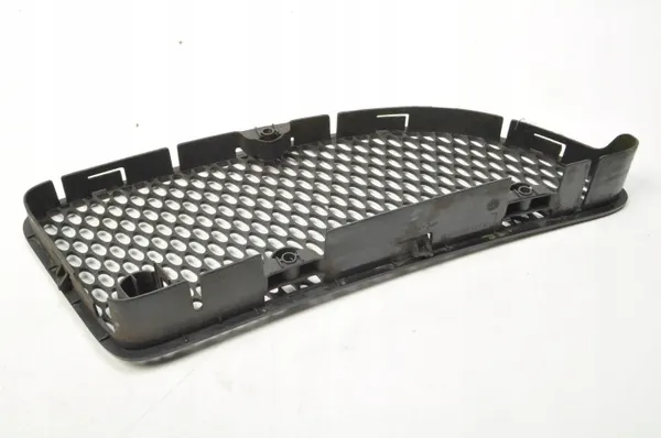 Mercedes SLK R171 vänster luftintagsgall OEM A1718800385 image 4