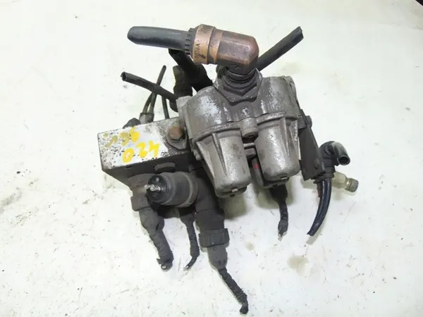 Renault Magnum 4-wegklep OEM 03319400 image 4
